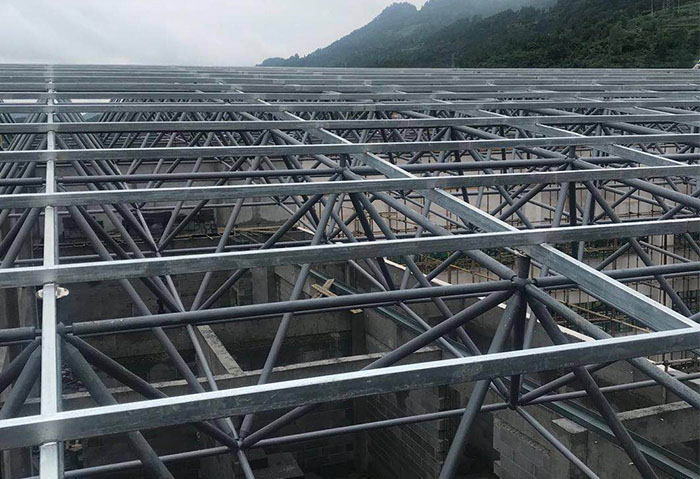 新民仁怀冠英学校艺体楼网架